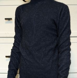 Cashmere sweater navy blue